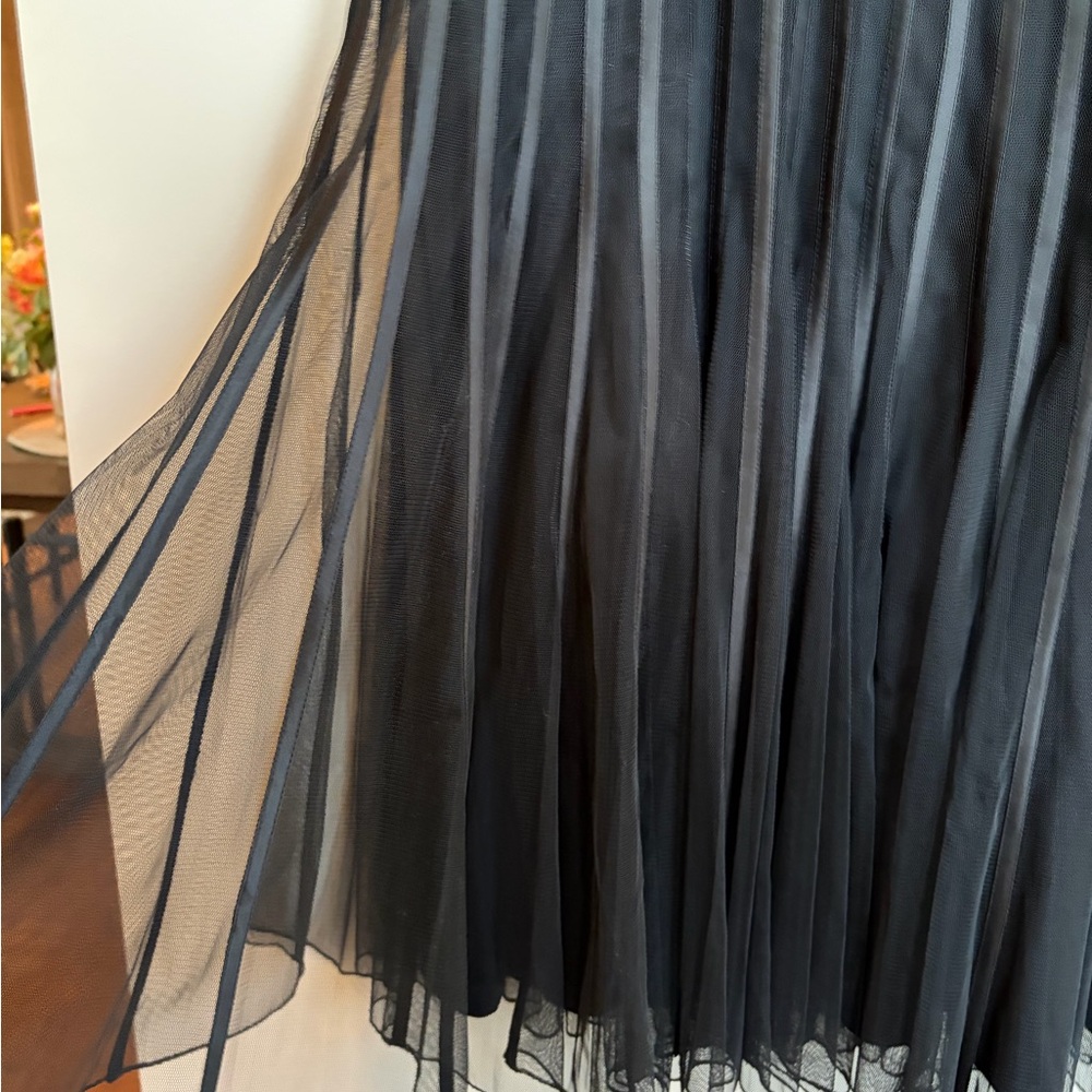 White‎ House Black Market Strapless Black Dress - Picture 5 of 9